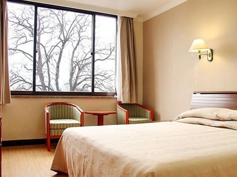 Far East Hotel Пекин Экстерьер фото