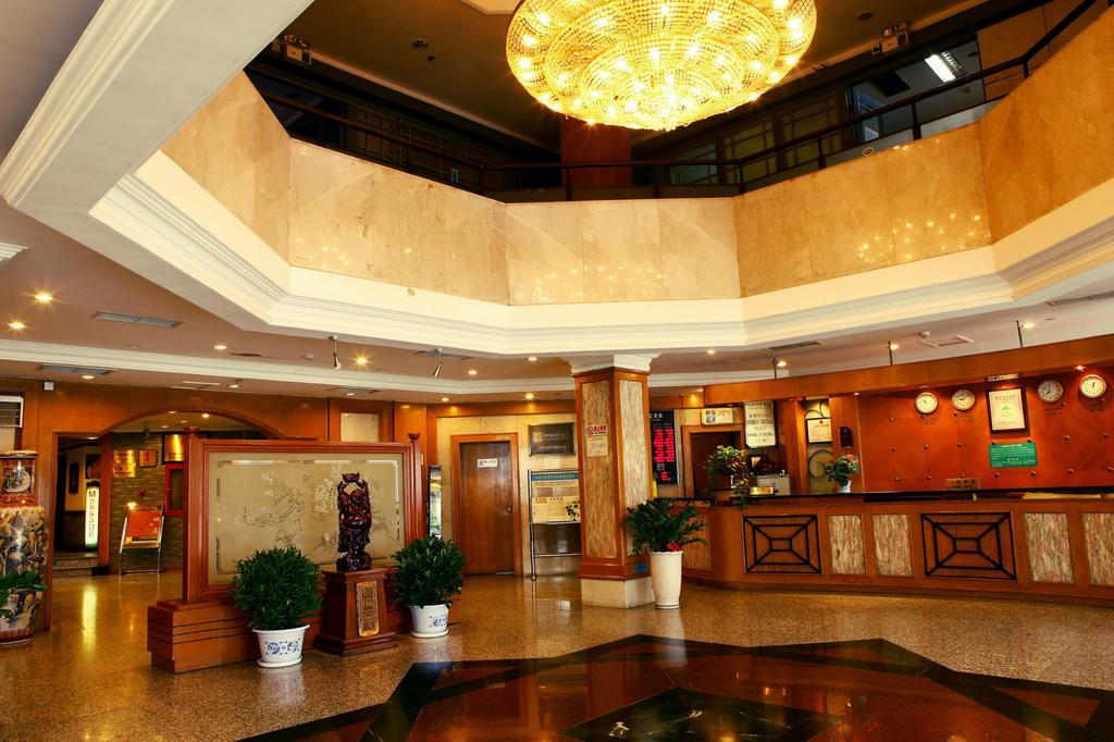 Far East Hotel Пекин Экстерьер фото